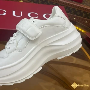 giá Giày Sneaker Gucci nam Rhyton phá cách CKG430149