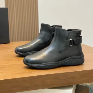 giá Giày boot Prada nam CKP4255