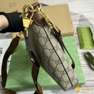 hình ảnh Túi nam Gucci Medium messenger viền nâu 726833