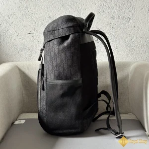 mẫu Túi balo nam Dior 8 Backpack with Flap 1EIBA187YKY H03E