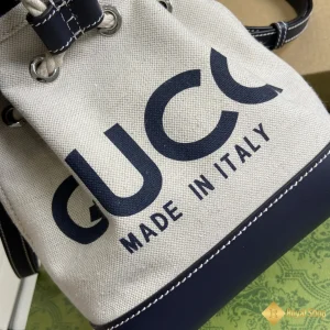 mẫu Túi nữ Gucci mini Print GG Supreme viền xanh đậm 777166