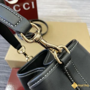 mẫu Túi xách nữ Gucci GG Emblem mini bucket màu đen 815118