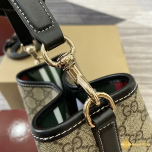 mẫu Túi xách nữ Gucci GG Emblem mini viền đen 815118