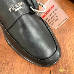 sự tinh tế Giày Prada nam loafer CKP4381