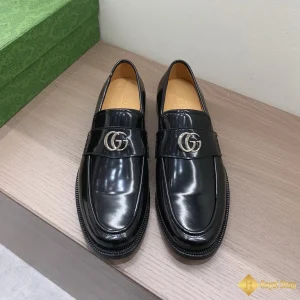 sự tinh tế Giày loafer Gucci nam CKG241024