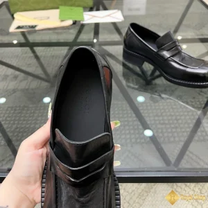 sự tinh tế Giày loafer Gucci nam CKG241050