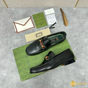 sự tinh tế Giày loafer Gucci nam CKG241055