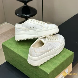 sự tinh tế Giày sneaker Gucci Tennis CKGC2412019