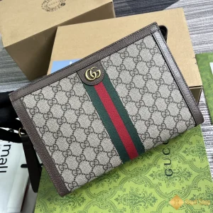 sự tinh tế Túi Clutch nam Gucci GG Supreme viền nâu 760243