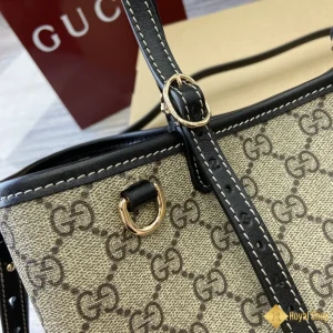 sự tinh tế Túi Gucci nữ GG Emblem small tote viền đen 815214