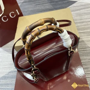 sự tinh tế Túi nữ Gucci Mini Bamboo màu đỏ 805832