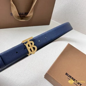 Thắt lưng Burberry nam 3.5cm xanh đậm da bê hạt YA41308