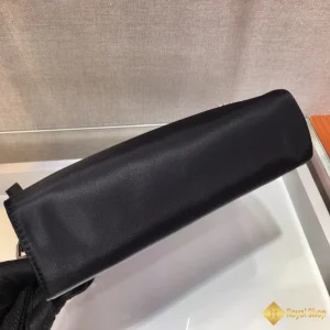 Túi Clutch Prada nam cầm tay da Re-Nylon và Saffiano màu đen 2NE789 chính hãng