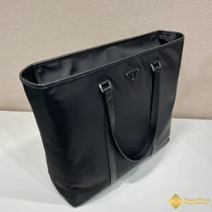 Túi Tote Prada nam Re-Nylon and Saffiano màu đen 2VG112 được làm thủ công