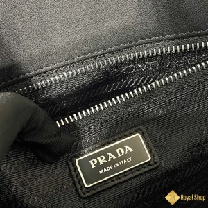 Túi Tote Prada nam màu đen 2VG113 like auth