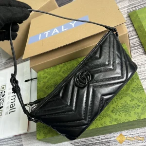 Túi xách nữ Gucci GG Marmont màu đen 739166