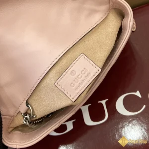 cận cảnh Túi Gucci nữ GG Marmont mini hồng nhạt 476433