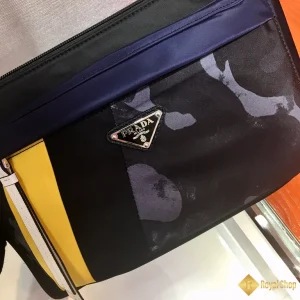 chất liệu Túi Clutch Prada nam cầm tay da Saffiano B2NH007