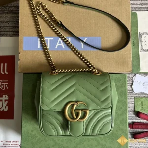 chi tiết Túi Gucci nữ mini GG Marmont xanh lá 739682