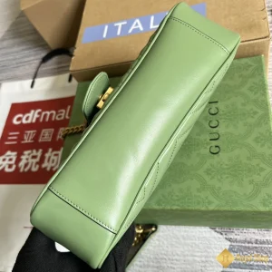 cùng ngắm Túi Gucci nữ GG Marmont small shoulder xanh lá 443497