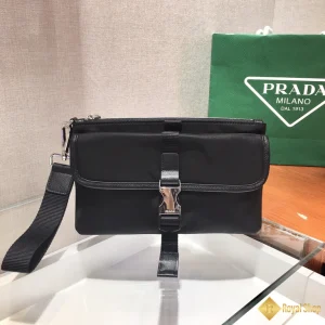 địa chỉ mua Túi Clutch Prada nam cầm tay da Re-Nylon và Saffiano Black 2VH011