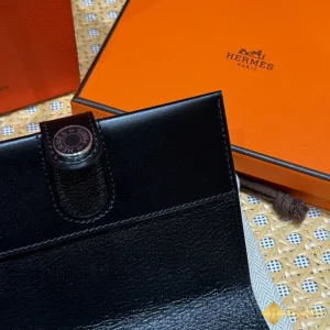 Ví Hermes R.M.S. PAssport đựng hộ chiếu THM7000 mới