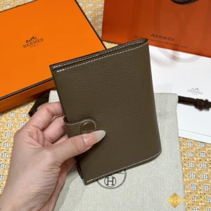 Ví Hermes R.M.S. PAssport đựng hộ chiếu THM7005 mới