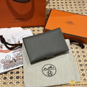 Ví Hermes nam R.M.S. Card Holder THM80014 được làm thủ công