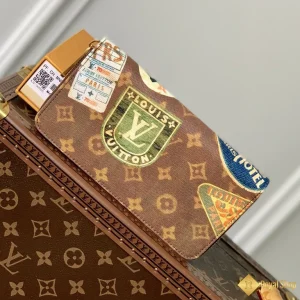 Ví LV nam Zippy Monogram Empreint M60017