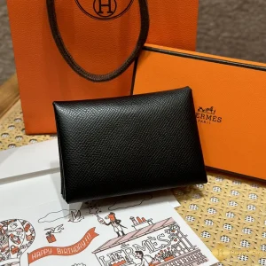 Ví ngắn nữ Hermes Calvin duo THM60072 được làm thủ công