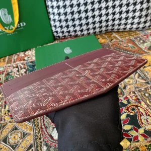 cận cảnh Ví Goyard Insert Louise HA8000