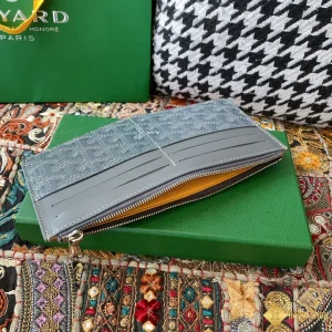 chi tiết Ví Goyard Insert Louise HA8001