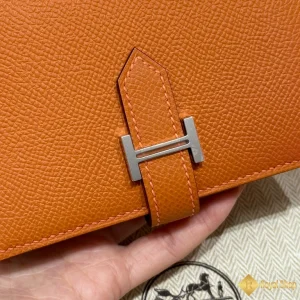 chi tiết Ví ngắn nữ Hermes Bearn THM60013