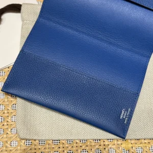 địa chỉ mua Ví Hermes R.M.S. PAssport đựng hộ chiếu THM7004