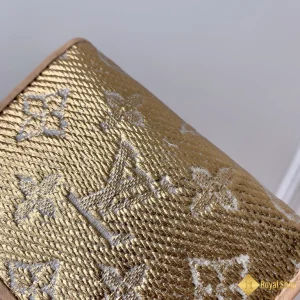 địa chỉ mua Ví nữ LV Zippy Coin Purse màu Gold M82483