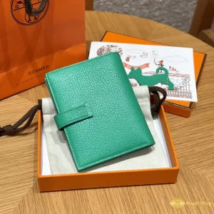 giá Ví ngắn nữ Hermes Bearn THM6002