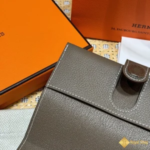 hình ảnh Ví Hermes R.M.S. PAssport đựng hộ chiếu THM7005