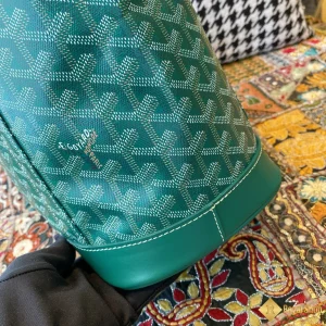 mẫu Túi nam Goyard Alpin MM backpack green HA803522