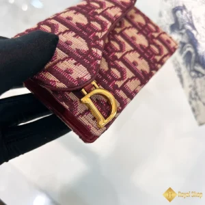 mẫu Ví Dior Saddle Bloom Card Holder màu đỏ tía S5611