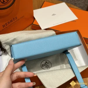 mẫu Ví dài nữ Hermes Snap có dây đeo THM5001