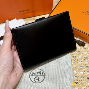 sự tinh tế Ví Hermes R.M.S. PAssport đựng hộ chiếu THM7000