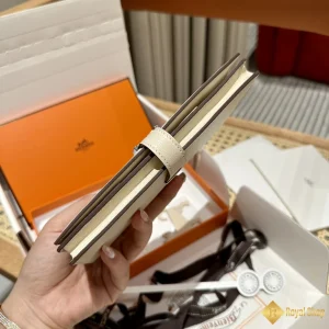 sự tinh tế Ví dài nữ Hermes Bearn THM50017