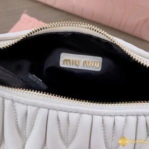 Túi Miu Miu nữ hobo Wander matelassé trắng ngà 5BC132 chính hãng