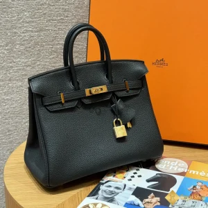 cận cảnh Túi nữ Hermes Birkin THM851091