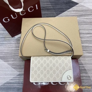 Túi Gucci nữ mini GG Emblem màu be 820688