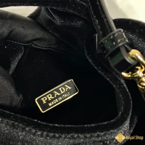 mẫu Túi Prada nữ Bucket Tote Mini màu đen 1BA410