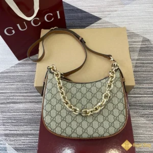 Túi Gucci nữ GG Emblem medium 815409 FAD6L 9758