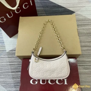 Túi Gucci nữ GG Emblem ‎mini 847091