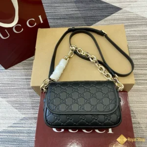 Túi Gucci nữ GG Emblem ‎small 847448 AAFDV 1000