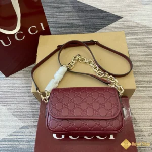 Túi Gucci nữ GG Emblem ‎small 847448 AAFDV 6207